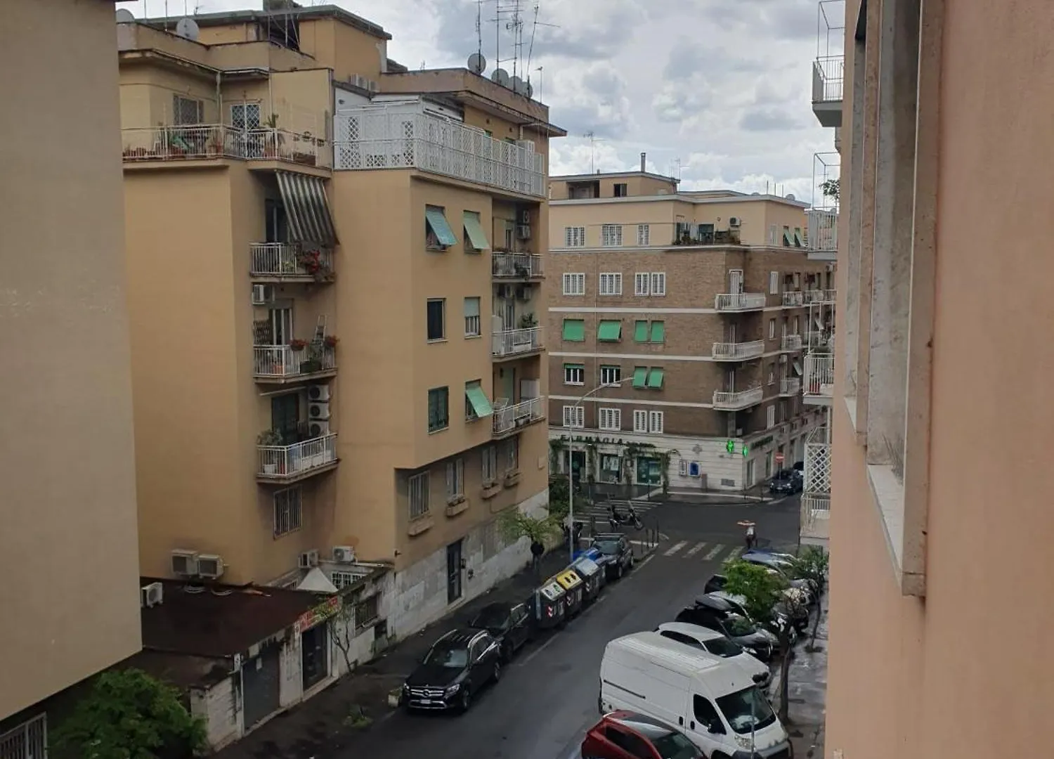 Casakico Elegante Centrale 2-Bdr Metro 10 Min Colosseo Rome Apartment
