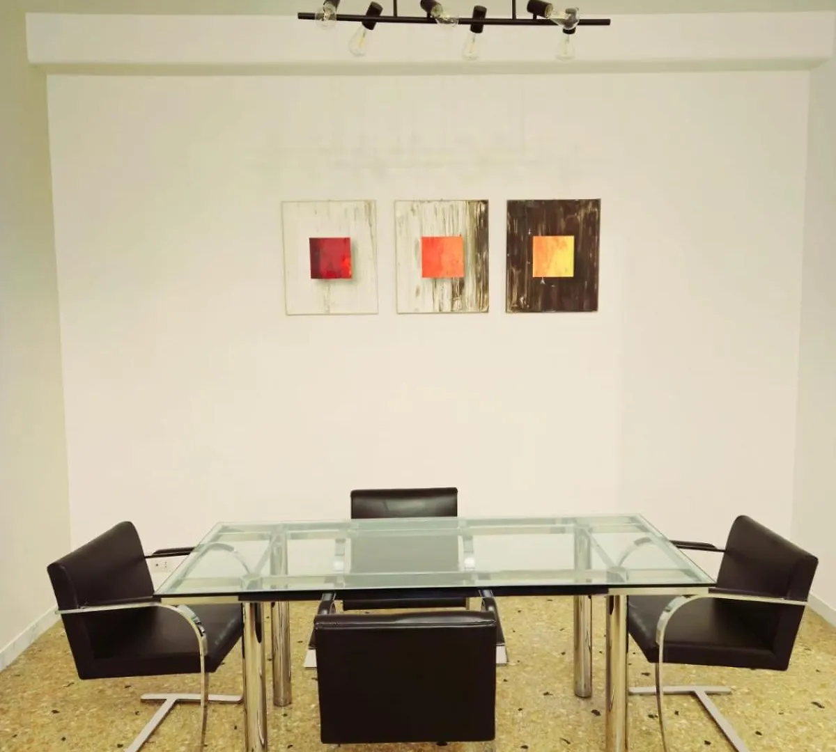 Casakico Elegante Centrale 2-Bdr Metro 10 Min Colosseo Rome Apartment